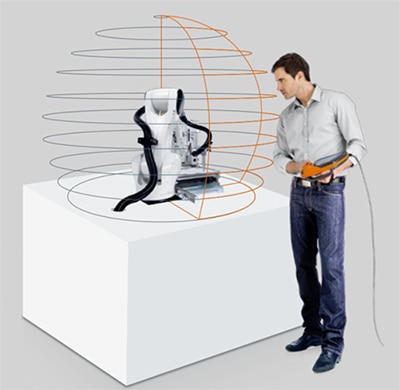 Small industrial robots Image de petits robots industriels