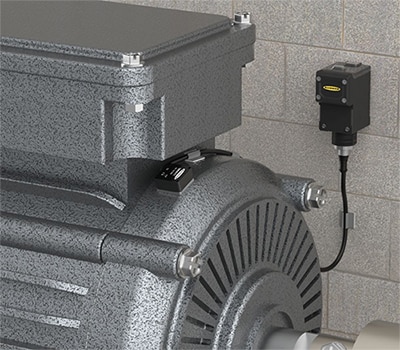 Banner Engineering vibration sensor mounted on the motor Image of Banner Engineering vibration sensor mounted on the motor