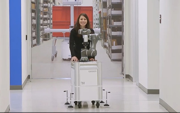 Cobots can be moved from place to place Image de cobots pouvant être déplacés d'un point à un autre