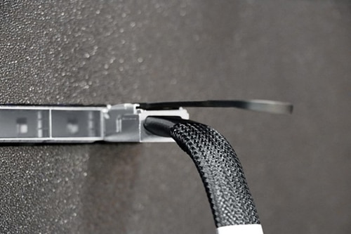 3M 9V4 series 400G QSFP-DD DAC cable assemblies Image of 3M 9V4 series 400G QSFP-DD DAC cable assemblies