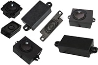 DB Unlimited's Agile Series Enclosed Speakers Abbildung: Gekapselte Lautsprecher der Serie Agile von DB Unlimited