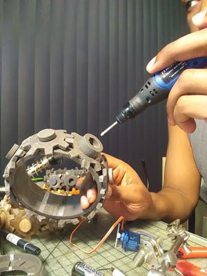 Moving Gear Bracelet