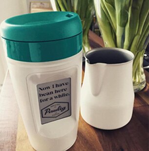 Image of Paulig Muki mug e-paper display