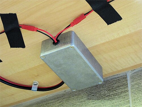 Image of die cast Hammond Manufacturing 1590B enclosure