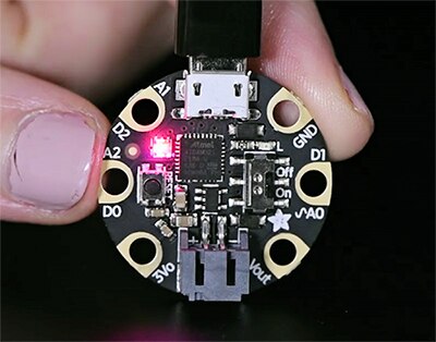 Adafruit 的 3501 Gemma M0 图片