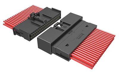 拥有多达 40 针位的 WireLock 连接器的图片