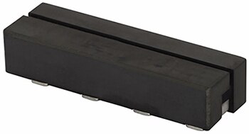 Eaton 的 CLB1108-4-50TR-R 4 x 50 nH 耦合电感器