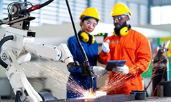 Image of KI und Automatisierung verändern die Industrie Die intelligentere Fabrik