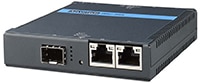 Advantech 的 IMC-5741/IMC-700 系列智能光纤介质转换器的图片