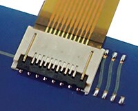 Hirose 的 FH64MA FPC 連接器的圖片