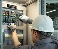 Schneider Electric 简化布线并最大限度提高效率图片