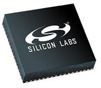 Silicon Labs EFR32xG28 片上系统 (SoC) 和 EFM32xG28 MCU 的图片