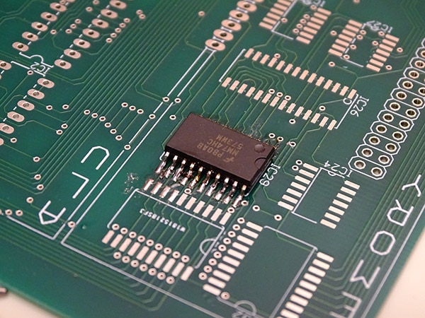 How to Solder Surface Mount Components Using Common Tools