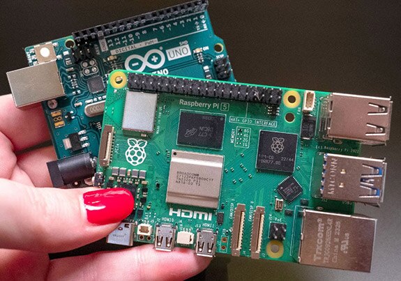 Arduino vs. Raspberry Pi What’s the Difference?