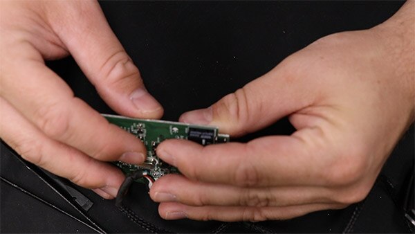 Fix or Toss? How to Know If Your Electronics Are Worth Fixing